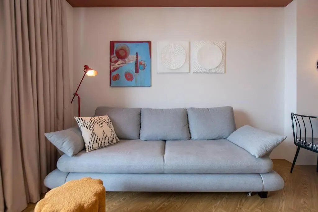 Gg Home - Stylish 1-Bedroom Apartment With Great View تبليسي